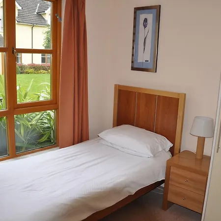 Heyward Mews Homes Sleeps 6 No 6 By Trident Homes *