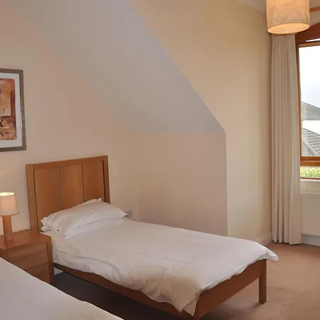 Heyward Mews Homes Sleeps 6 No 6 By Trident Homes